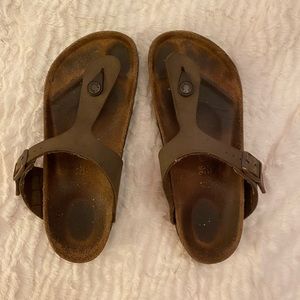birkenstock’s size 36!!